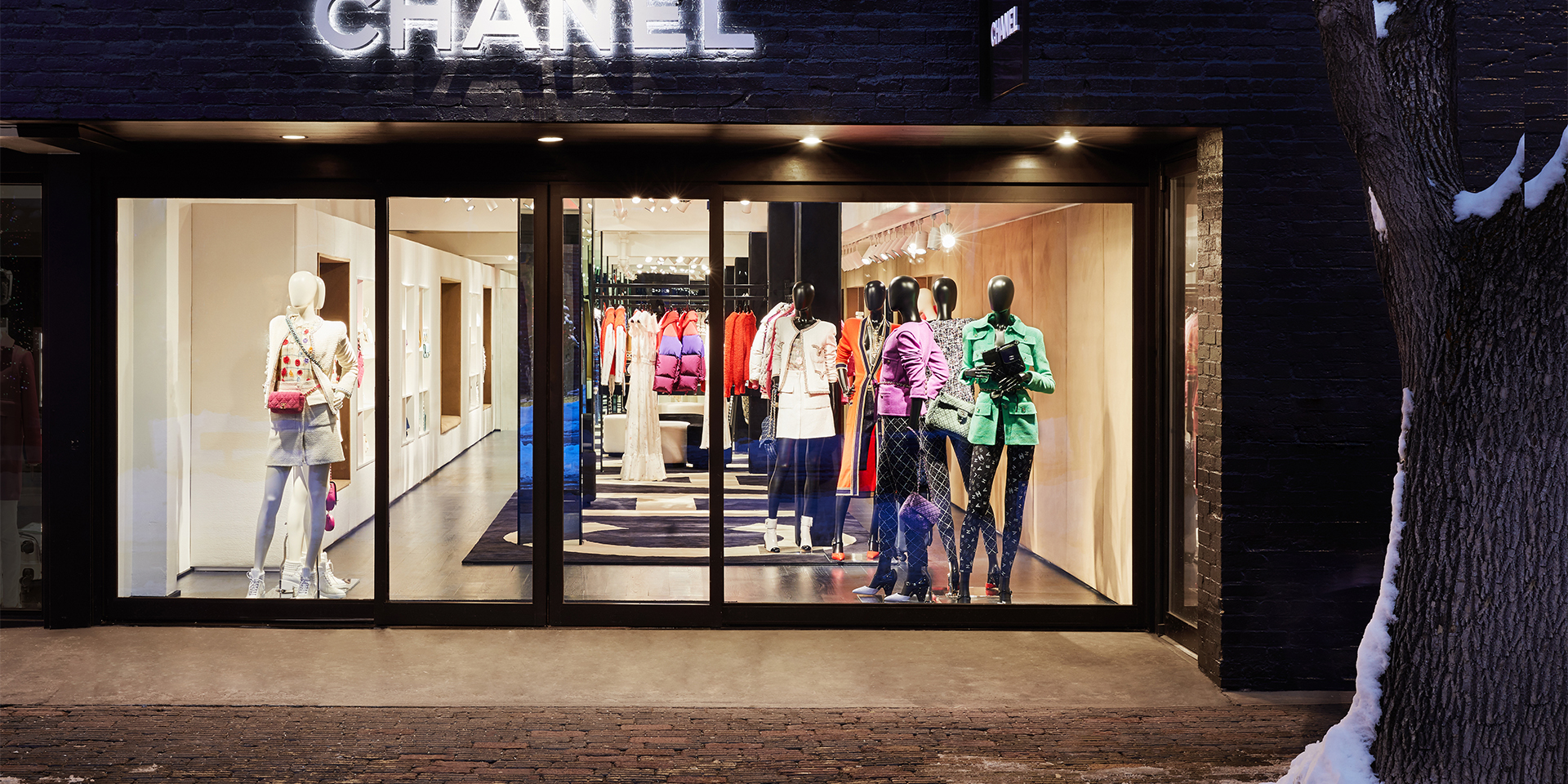 Chanel Throws Open the Doors of Its Ephemeral Aspen Pop-Up Boutique | C ...