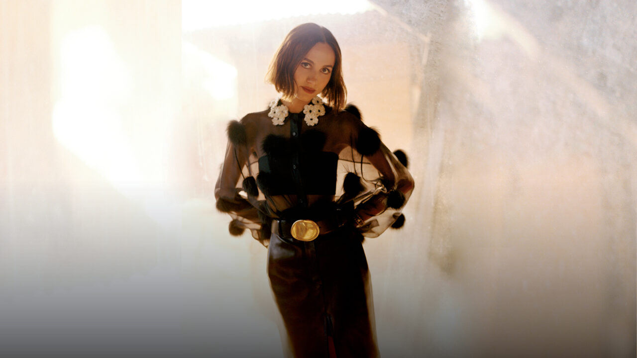 Maude Apatow Comes Into Focus