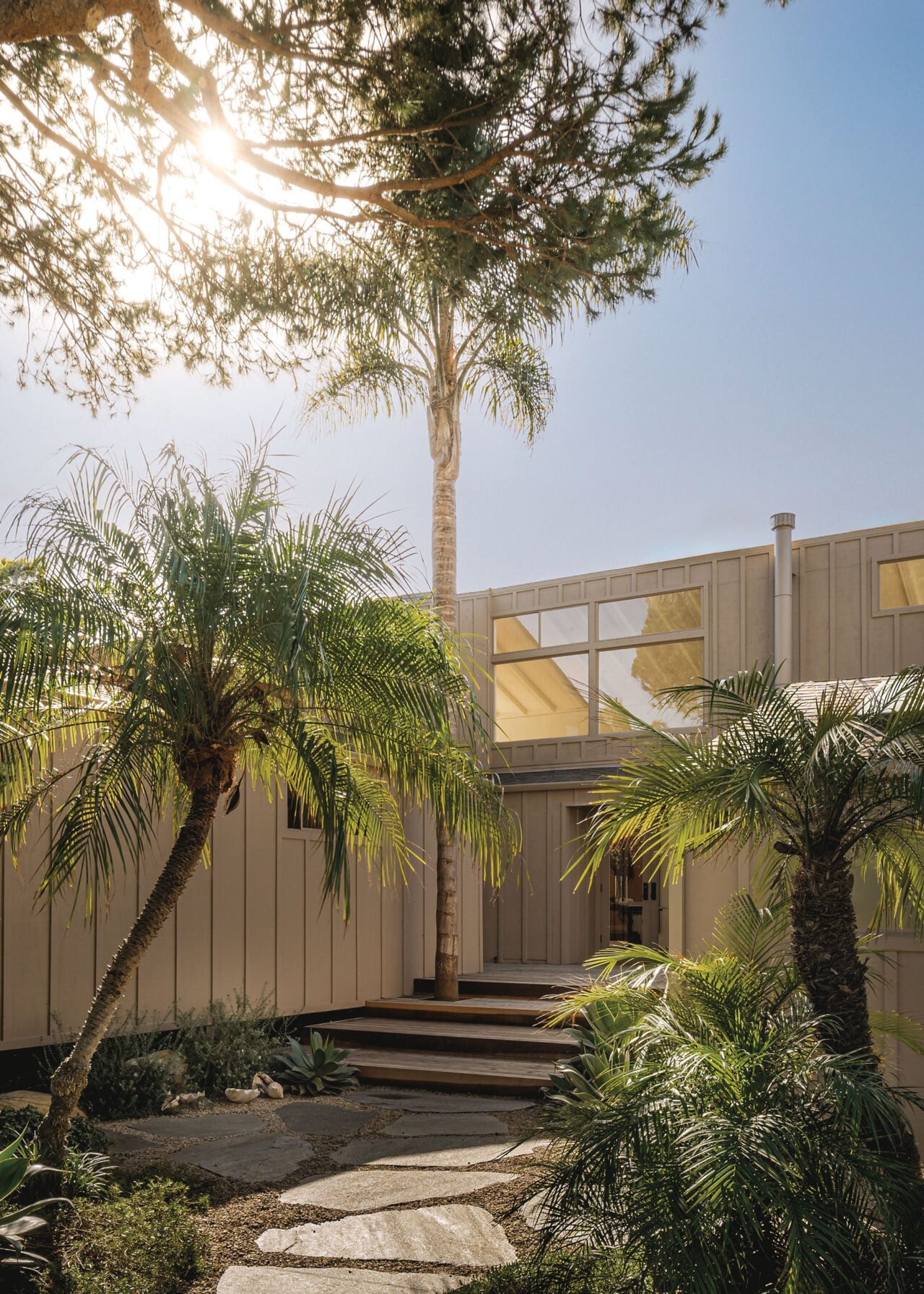 David Cameron's refresh of Rincon Beach home