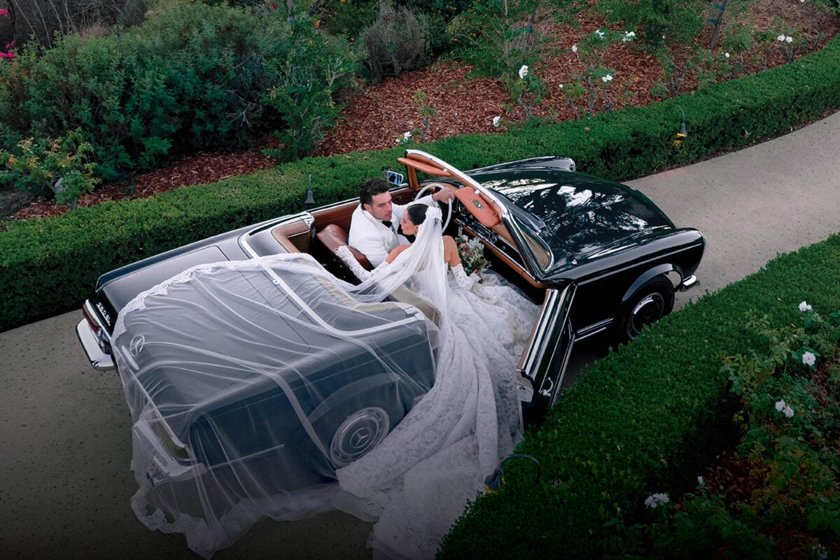 A Dreamy Provençal Wedding … on a Vista Hilltop