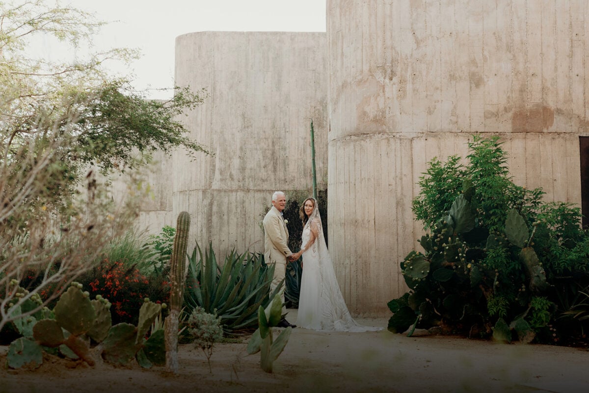 Vows Exchanged Beneath Baja’s Waxing Crescent Moon